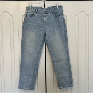 Old Navy Light Wash Boyfriend Jeans